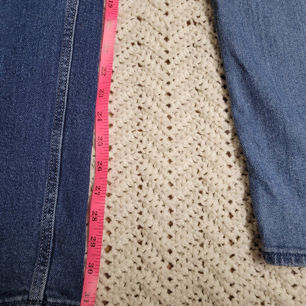 ❤️Hollister Ultra High Rise Dad Jean Wavy Colorblock W24 L31 - Picture 6 of 10